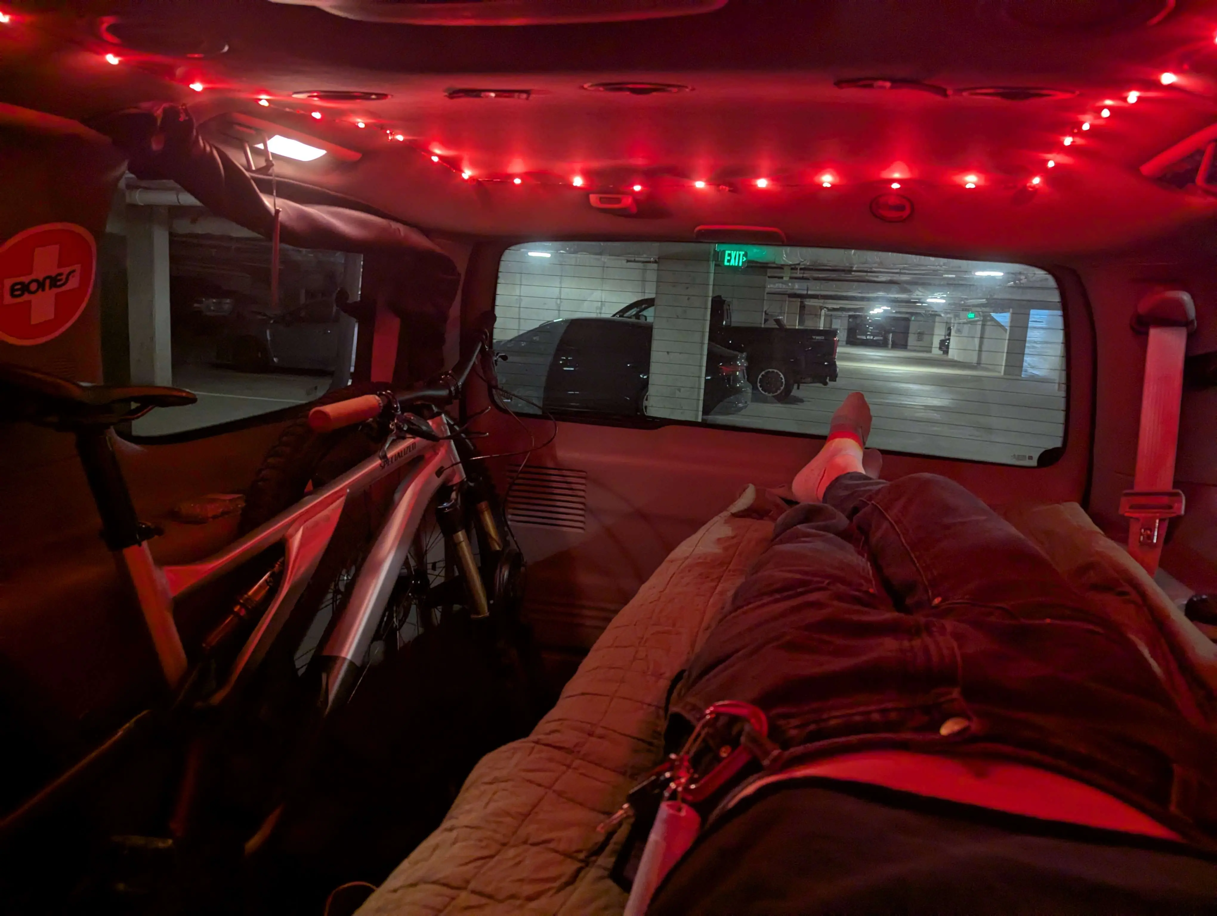 Juno - Minivan Stealth Car Camper thumbnail 2